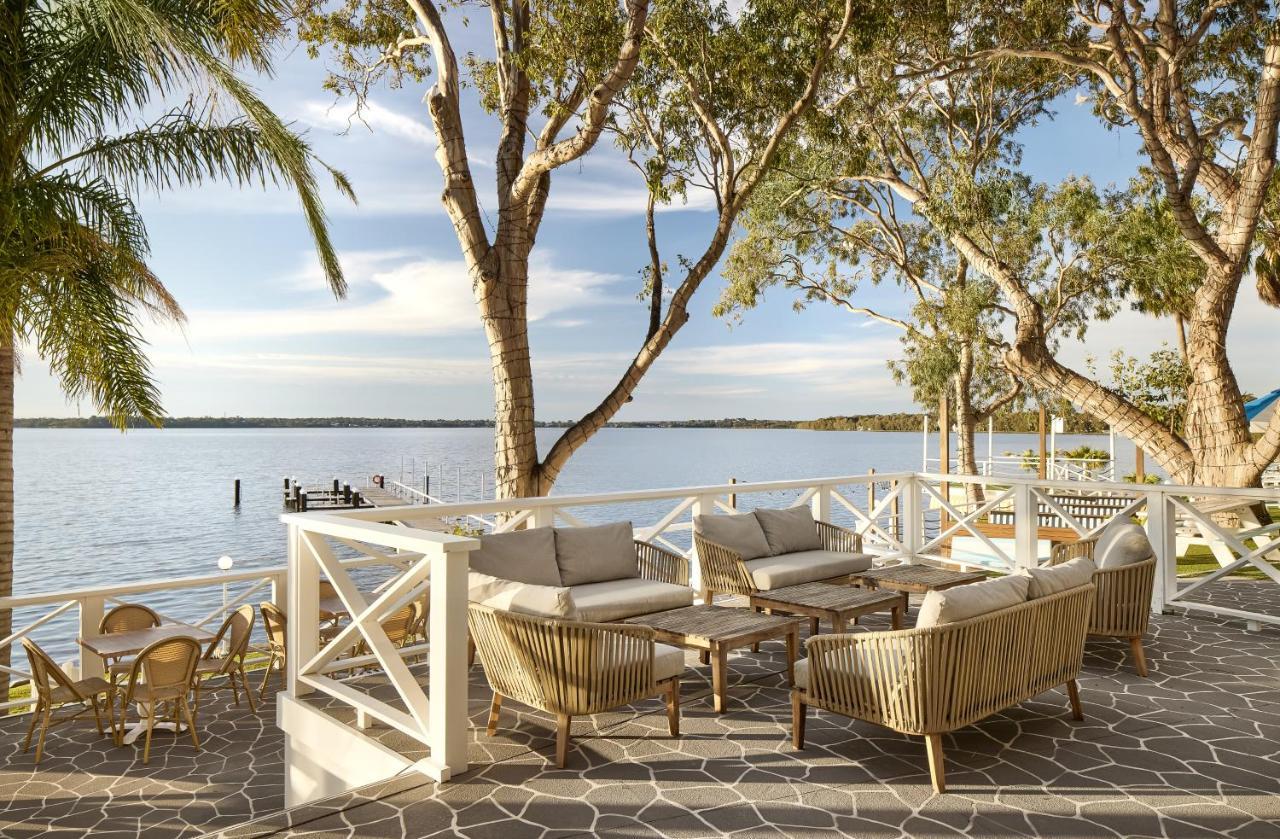 The Beachcomber Hotel & Resort, Ascend Hotel Collection Toukley Esterno foto The Lake House