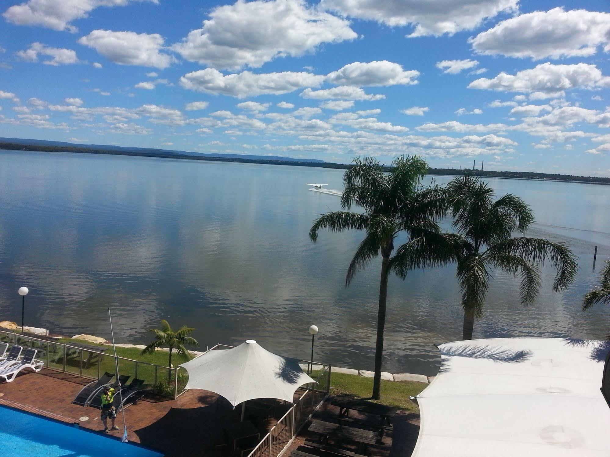 The Beachcomber Hotel & Resort, Ascend Hotel Collection Toukley Esterno foto View of the Iguape River